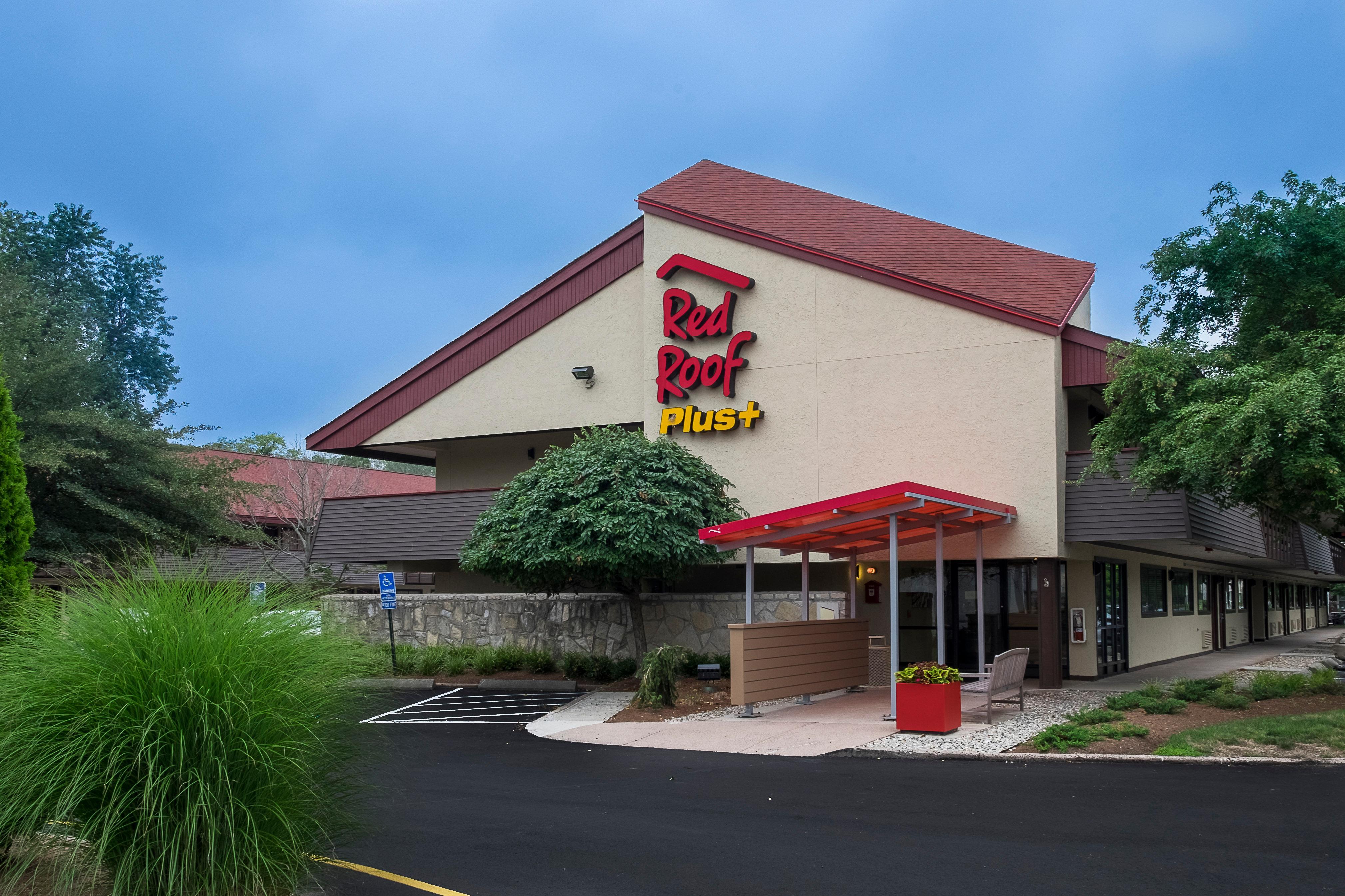 Red Roof Inn Plus+ West Springfield Exterior photo