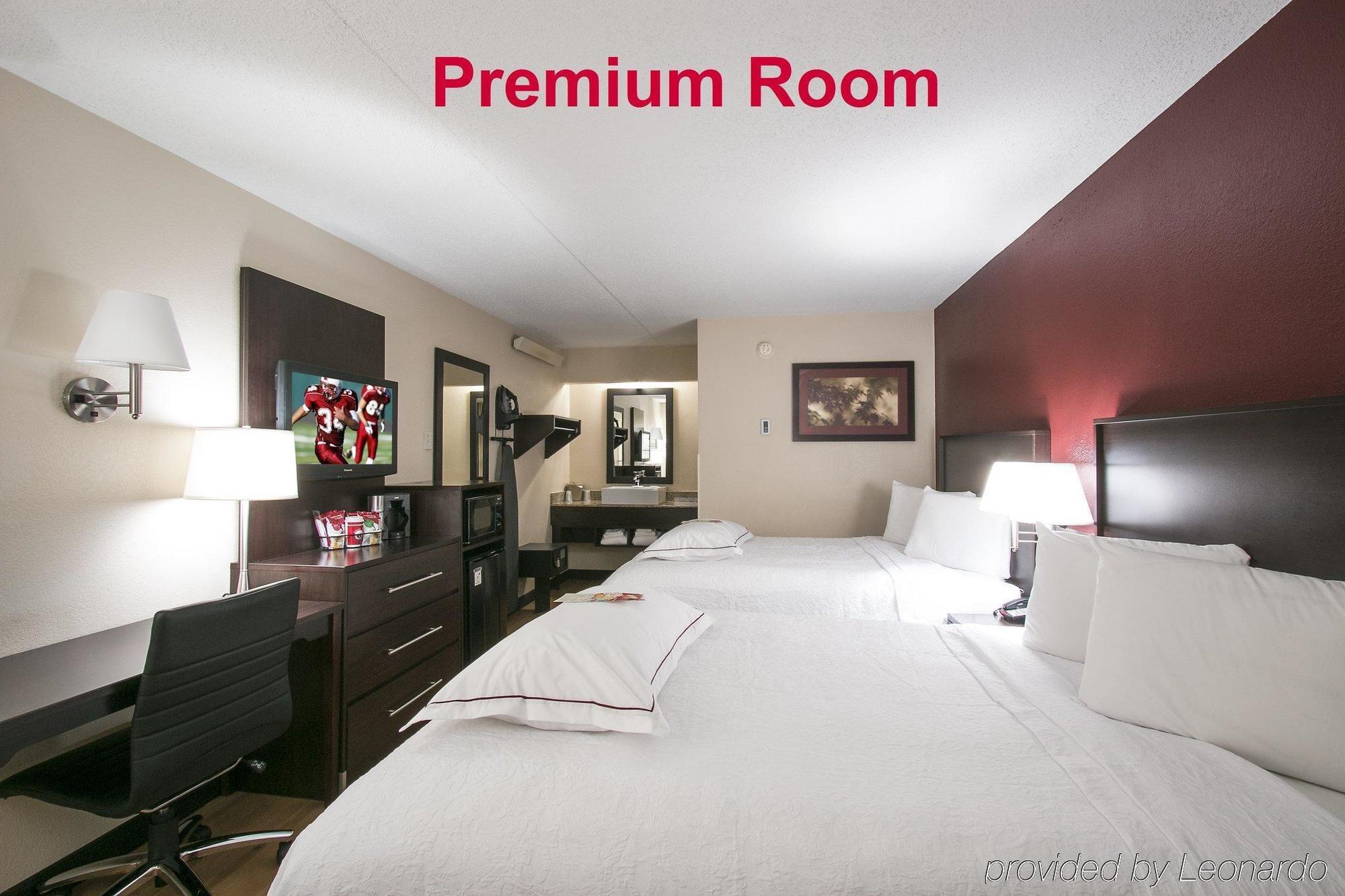 Red Roof Inn Plus+ West Springfield Exterior photo